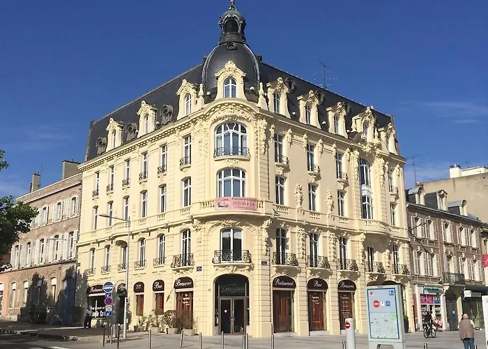 Le Carlton